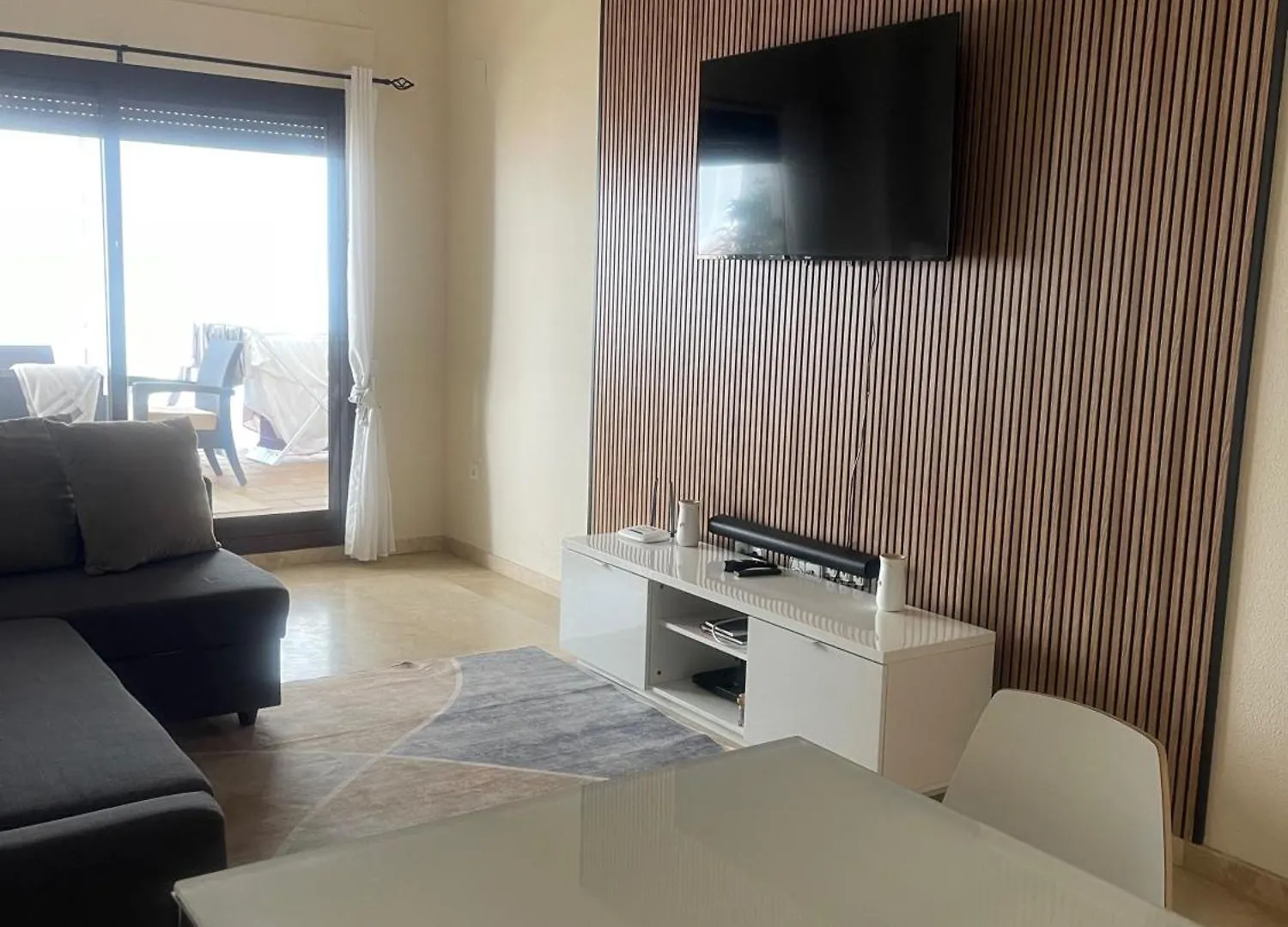 Stunning 2-Bed Apartment In Marina De Le Duquesa Manilva İspanya